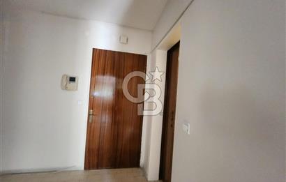 KOZYATAĞI EKE SİTESİ'NDE MERKEZİ KONUMDA  3,5+1  KİRALIK DAİRE