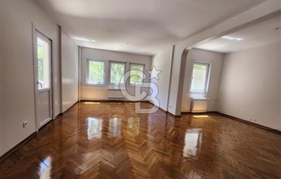 KOZYATAĞI EKE SİTESİ'NDE MERKEZİ KONUMDA  3,5+1  KİRALIK DAİRE