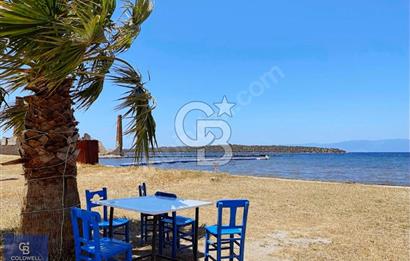 Ayvalık Keremköy Sahilde Satılık Yazlık Villa