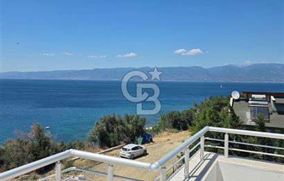 Pelitköyde Yalı Tadında Ön Sıra, Full Deniz Manzaralı 3+1 Villa