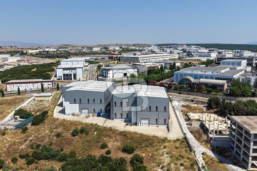İzmir İTOB OSB'de yüksek tavanlı Prestijli Üretim Tesisi