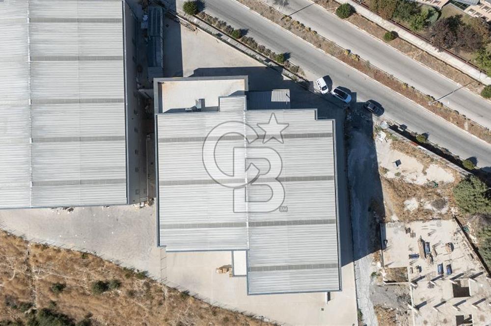 İzmir İTOB OSB'de yüksek tavanlı Prestijli Üretim Tesisi