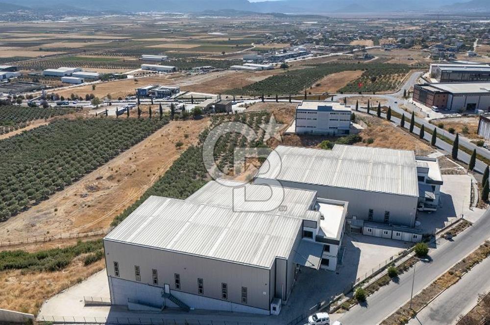 İzmir İTOB OSB'de yüksek tavanlı Prestijli Üretim Tesisi