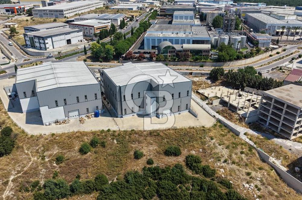 İzmir İTOB OSB'de yüksek tavanlı Prestijli Üretim Tesisi