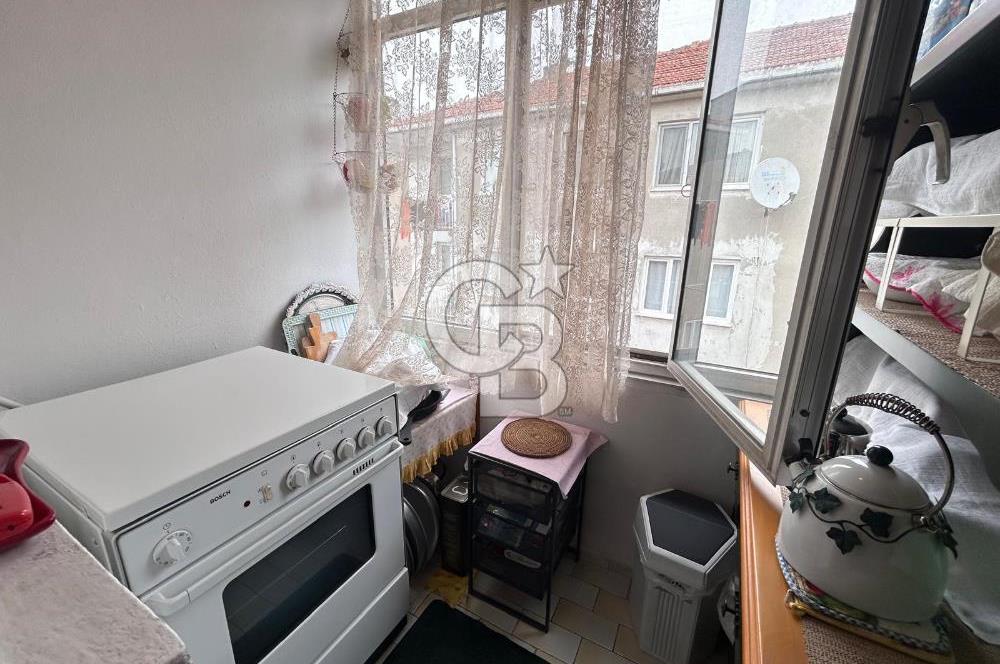 ÜSKÜDAR DA CADDE ÜZERİNDE SATILIK 3+1 DAİRE