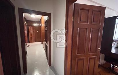 ÜSKÜDAR DA CADDE ÜZERİNDE SATILIK 3+1 DAİRE
