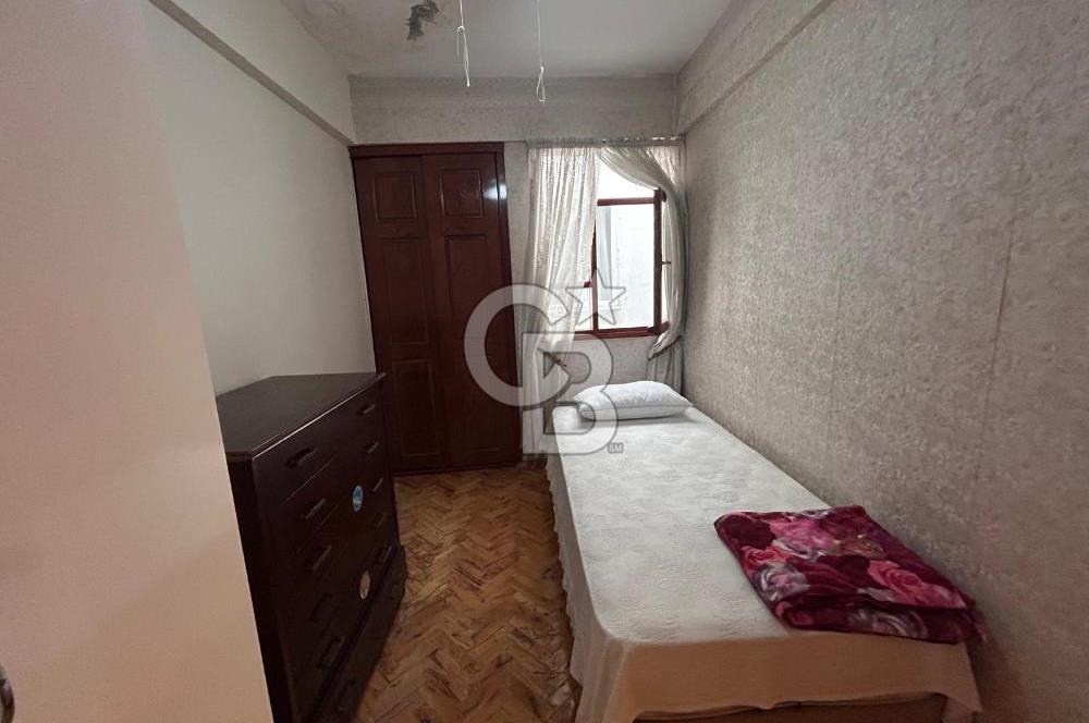 ÜSKÜDAR DA CADDE ÜZERİNDE SATILIK 3+1 DAİRE