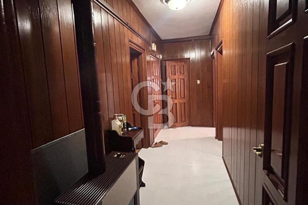 ÜSKÜDAR DA CADDE ÜZERİNDE SATILIK 3+1 DAİRE