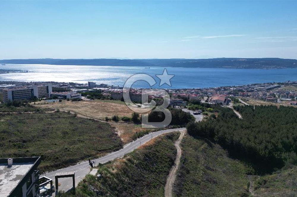 ÇANAKKALE'DE BOĞAZ MANZARALI ARAKAT,SIFIR SATILIK 2+1 DAİRE