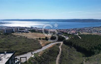 ÇANAKKALE'DE BOĞAZ MANZARALI ARAKAT,SIFIR SATILIK 2+1 DAİRE