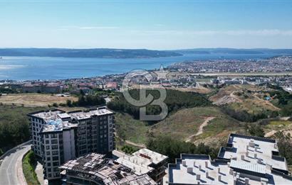 ÇANAKKALE'DE BOĞAZ MANZARALI ARAKAT,SIFIR SATILIK 2+1 DAİRE