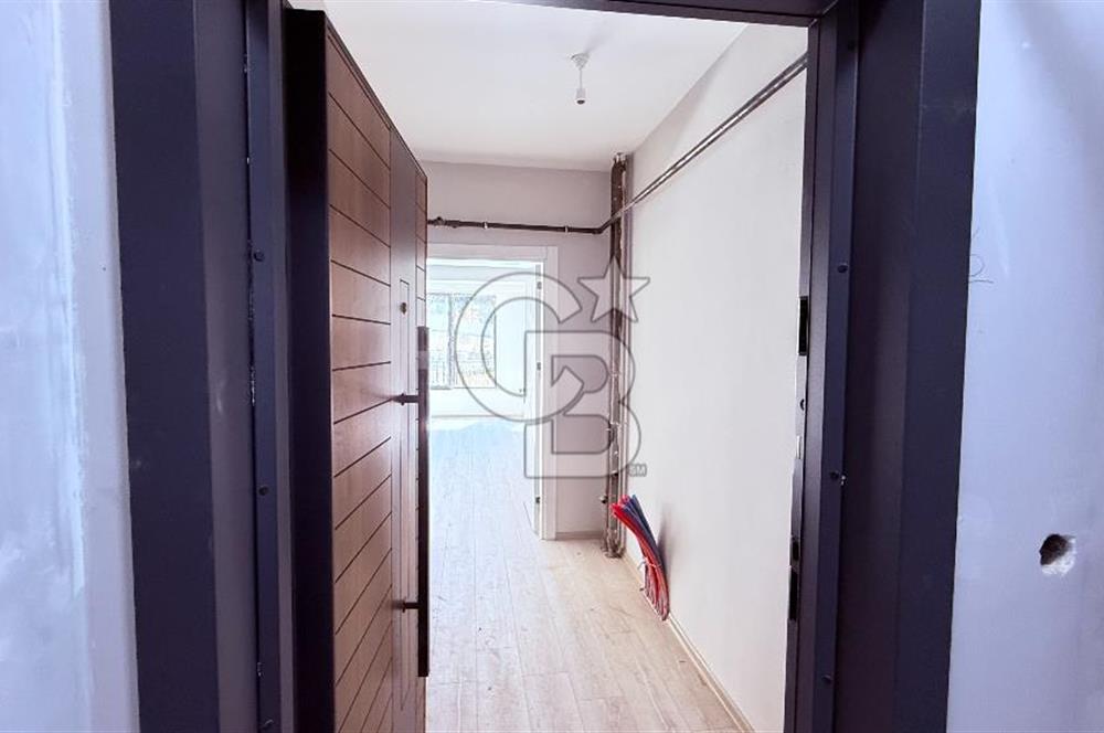 ÇANAKKALE'DE BOĞAZ MANZARALI ARAKAT,SIFIR SATILIK 2+1 DAİRE