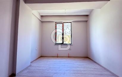 ÇANAKKALE'DE BOĞAZ MANZARALI ARAKAT,SIFIR SATILIK 2+1 DAİRE
