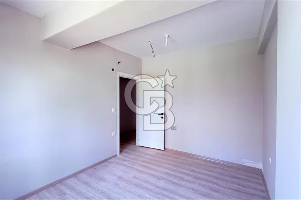 ÇANAKKALE'DE BOĞAZ MANZARALI ARAKAT,SIFIR SATILIK 2+1 DAİRE