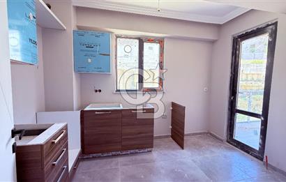 ÇANAKKALE'DE BOĞAZ MANZARALI ARAKAT,SIFIR SATILIK 2+1 DAİRE