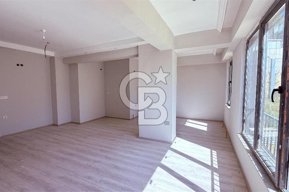 ÇANAKKALE'DE BOĞAZ MANZARALI ARAKAT,SIFIR SATILIK 2+1 DAİRE