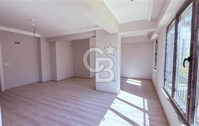 ÇANAKKALE'DE BOĞAZ MANZARALI ARAKAT,SIFIR SATILIK 2+1 DAİRE