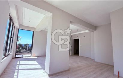 ÇANAKKALE'DE BOĞAZ MANZARALI ARAKAT,SIFIR SATILIK 2+1 DAİRE
