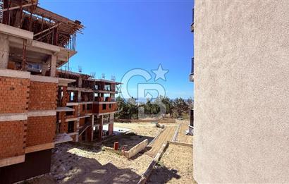 ÇANAKKALE'DE BOĞAZ MANZARALI ARAKAT,SIFIR SATILIK 2+1 DAİRE