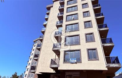 ÇANAKKALE'DE BOĞAZ MANZARALI ARAKAT,SIFIR SATILIK 2+1 DAİRE