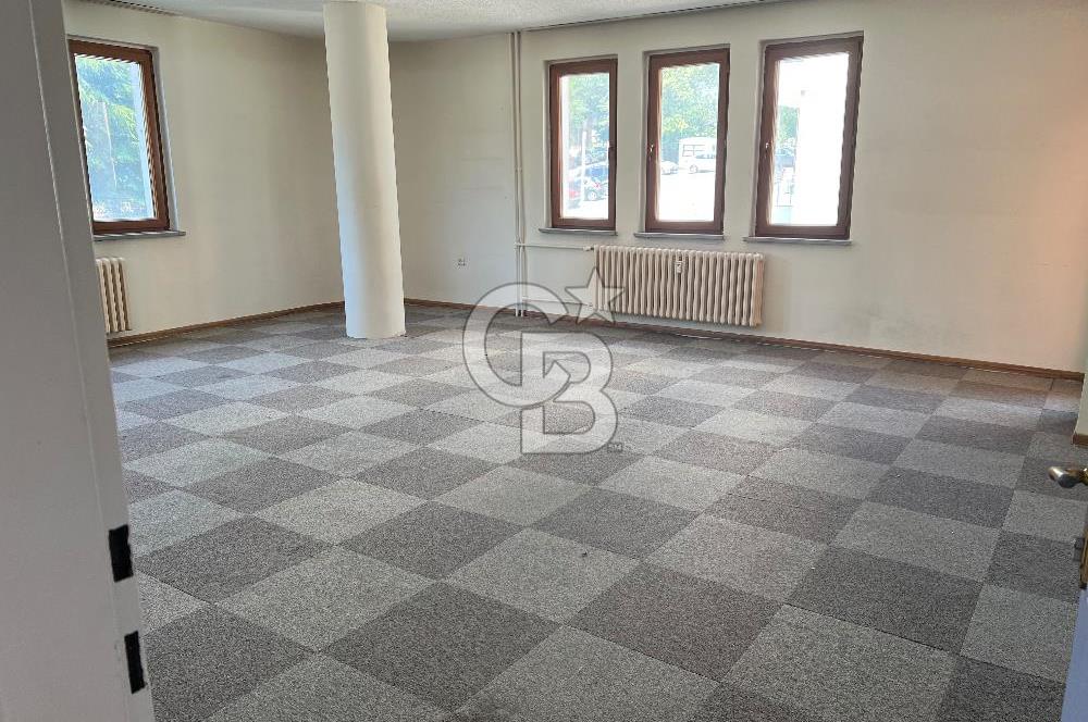 BALGAT' TA MERKEZİ KONUMDA CADDEYE CEPHELİ KÖŞE BİNA