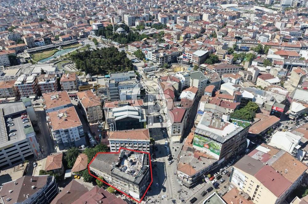PRESTİJLİ LOKASYON! GEBZE ÇARŞI MERKEZ'DE 135 m² DÜKKAN