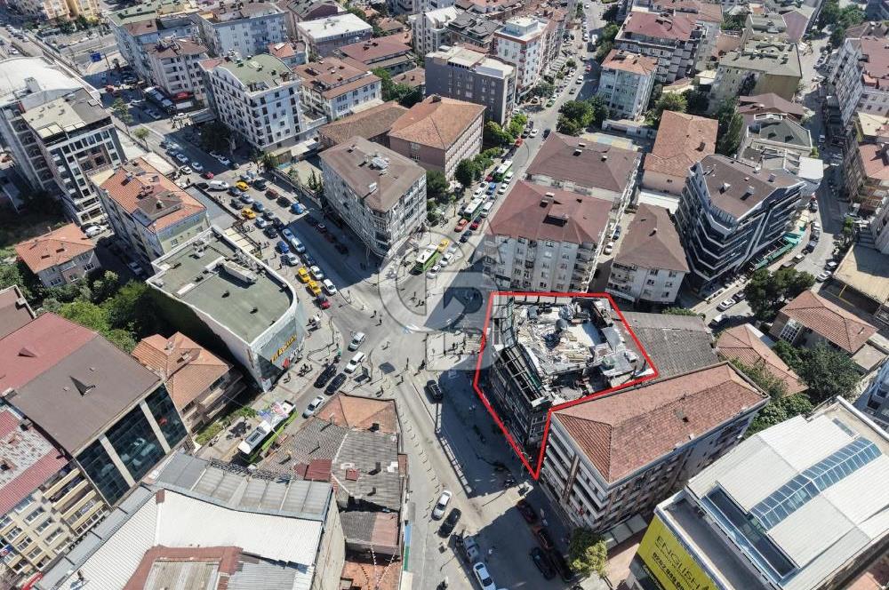 PRESTİJLİ LOKASYON! GEBZE ÇARŞI MERKEZ'DE 135 m² DÜKKAN