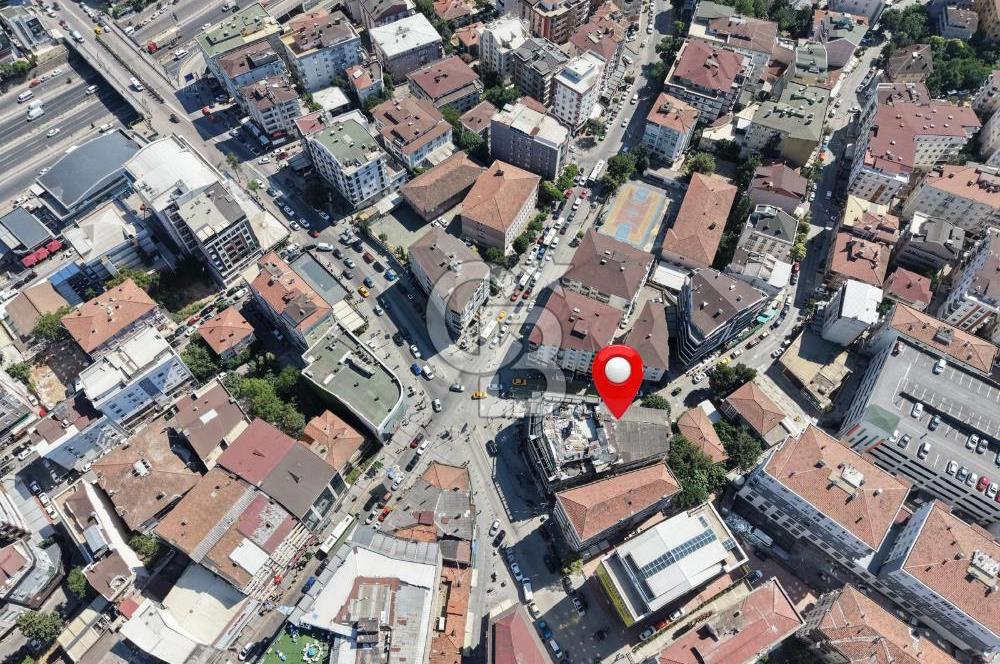 PRESTİJLİ LOKASYON! GEBZE ÇARŞI MERKEZ'DE 135 m² DÜKKAN