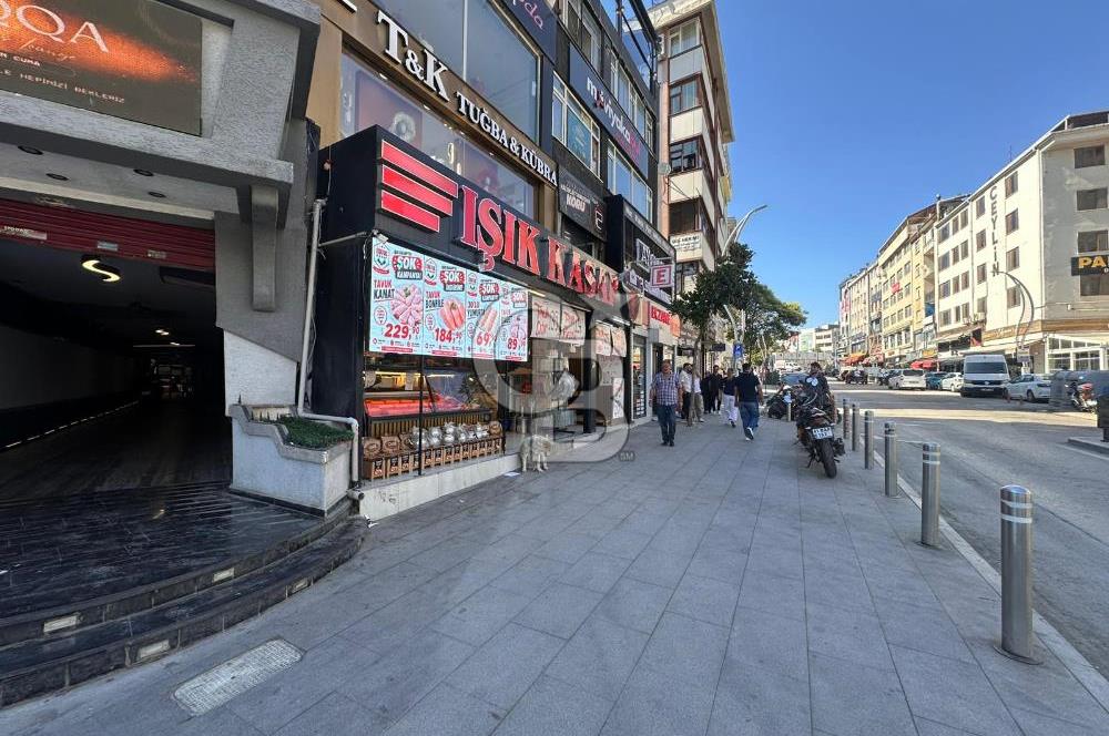 PRESTİJLİ LOKASYON! GEBZE ÇARŞI MERKEZ'DE 135 m² DÜKKAN