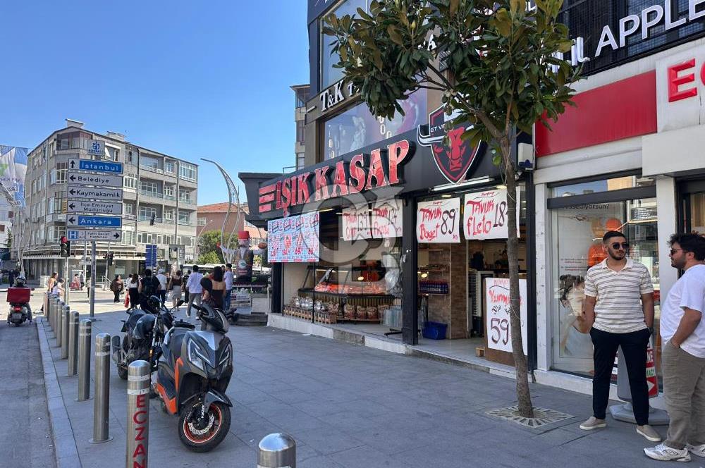 PRESTİJLİ LOKASYON! GEBZE ÇARŞI MERKEZ'DE 135 m² DÜKKAN