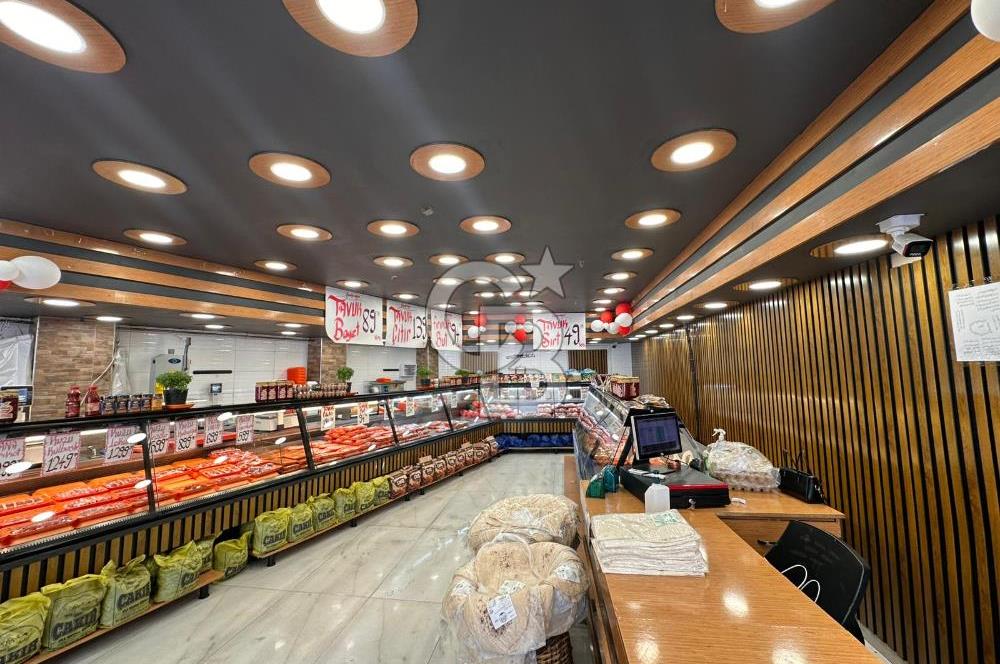 PRESTİJLİ LOKASYON! GEBZE ÇARŞI MERKEZ'DE 135 m² DÜKKAN
