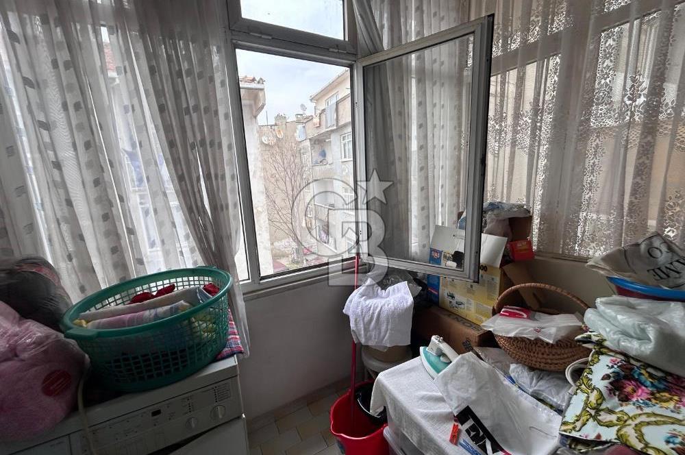 ÜSKÜDAR DA CADDE ÜZERİNDE SATILIK 3+1 DAİRE