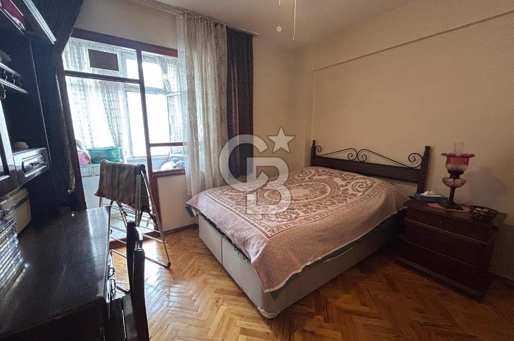 ÜSKÜDAR DA CADDE ÜZERİNDE SATILIK 3+1 DAİRE