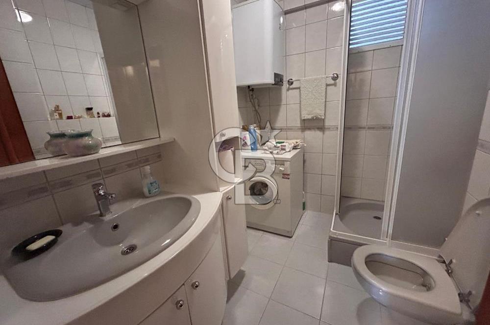 ÜSKÜDAR DA CADDE ÜZERİNDE SATILIK 3+1 DAİRE