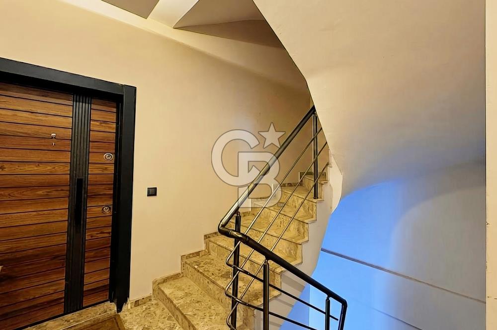 SEYREK PAZAR YERİ, BAKIRÇAY Ü. ANA CADDE YAKINI SATILIK YENİ 1+1