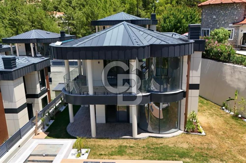 Muğla Dalaman da Satılık Havuzlu Lüks Villa