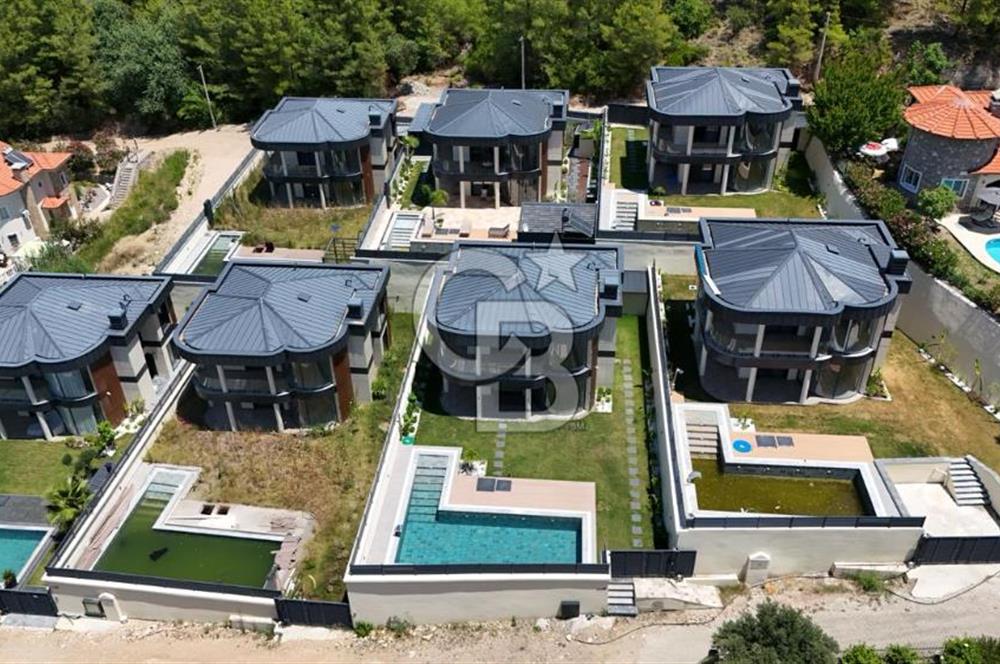 Muğla Dalaman da Satılık Havuzlu Lüks Villa