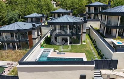 Dalaman EOS ta 450m² Bahçeli, Havuzlu, Sıfır Lüks Villa