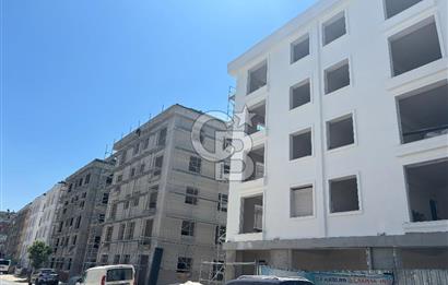 BÜYÜKÇEKMECE FATİH MAHALLESİ CENGİZ TOPEL CSDDESİ YÜCESAN KONAKLARI’NDA SATILIK 2+1 BALKONLU DAİRE
