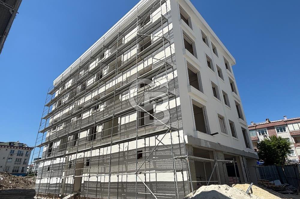 BÜYÜKÇEKMECE FATİH MAHALLESİ CENGİZ TOPEL CSDDESİ YÜCESAN KONAKLARI’NDA SATILIK 2+1 BALKONLU DAİRE