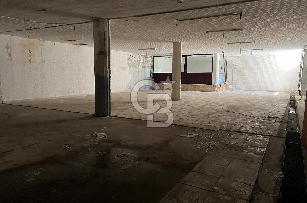BALGAT' TA MERKEZİ KONUMDA CADDEYE CEPHELİ KÖŞE BİNA