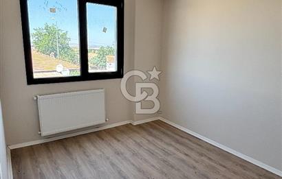 SEYREK PAZAR YERİ, BAKIRÇAY Ü. ANA CADDE YAKINI SATILIK YENİ 1+1