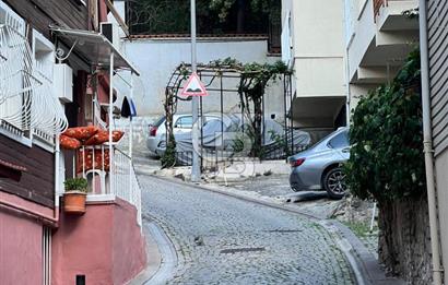 Ortaköy Aydınlık Sokak'ta satılık ferah 2+1 daire
