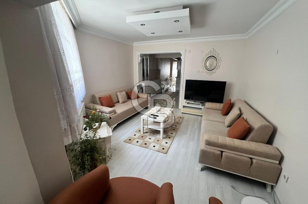 Ortaköy Aydınlık Sokak'ta satılık ferah 2+1 daire