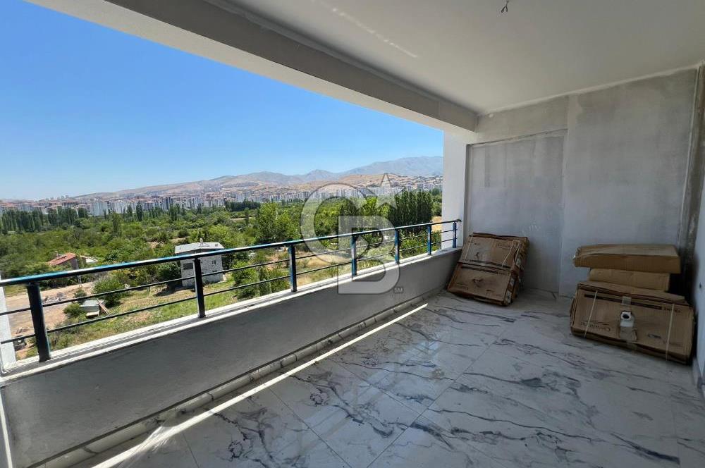 COLDWELL BANKER SAFİR'den BOSTANBAŞI'nda 3+1 SATILIK LÜKS DAİRE