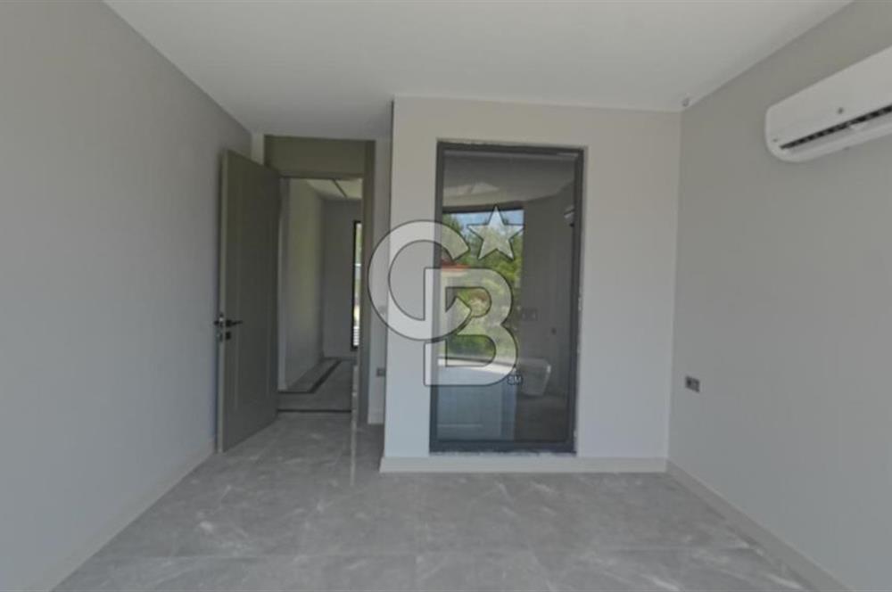 Dalaman EOS ta 450m² Bahçeli, Havuzlu, Sıfır Lüks Villa