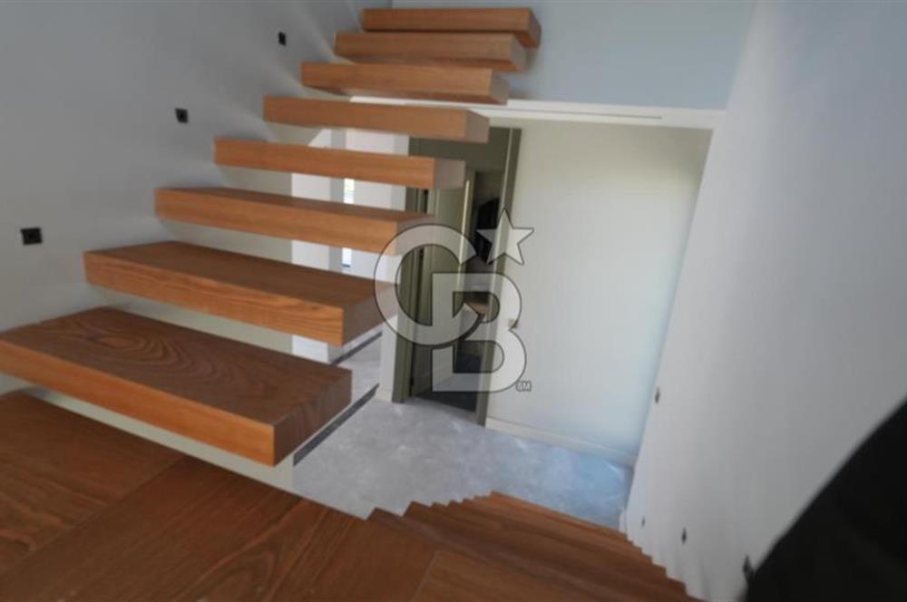 Dalaman EOS ta 450m² Bahçeli, Havuzlu, Sıfır Lüks Villa