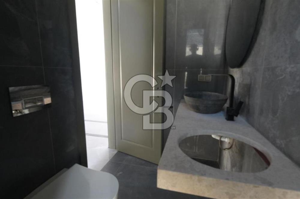 Dalaman EOS ta 450m² Bahçeli, Havuzlu, Sıfır Lüks Villa