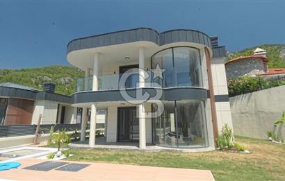 Muğla Dalaman da Satılık Havuzlu Lüks Villa