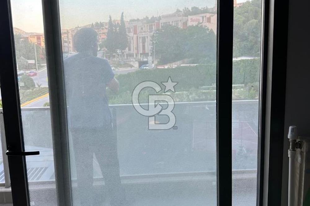 BORNOVA GOLDİVA FAMİLYA'DA KİRALIK 1+1